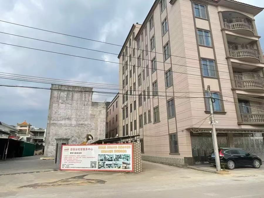 4f855d5a6e426f52a1f3d67e23523ff6